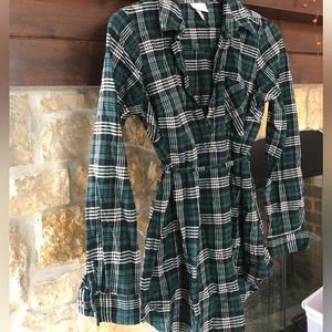 Maternity Flannel - Like New -Medium - Great Gift